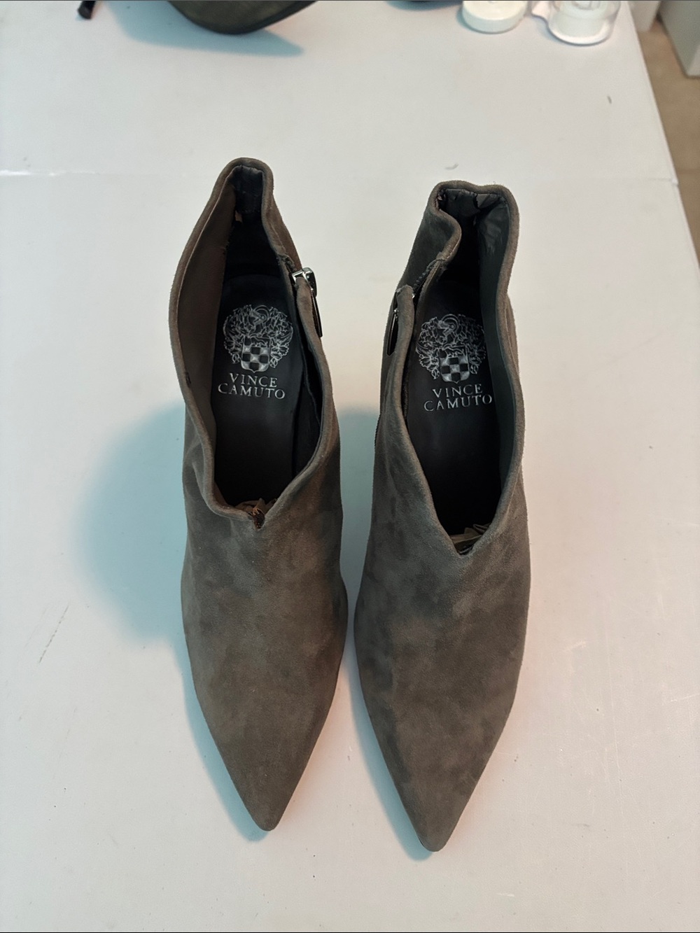 Vince Camuto Olive Taupe Pointed Suede Ankle Booties Size 8 1/2